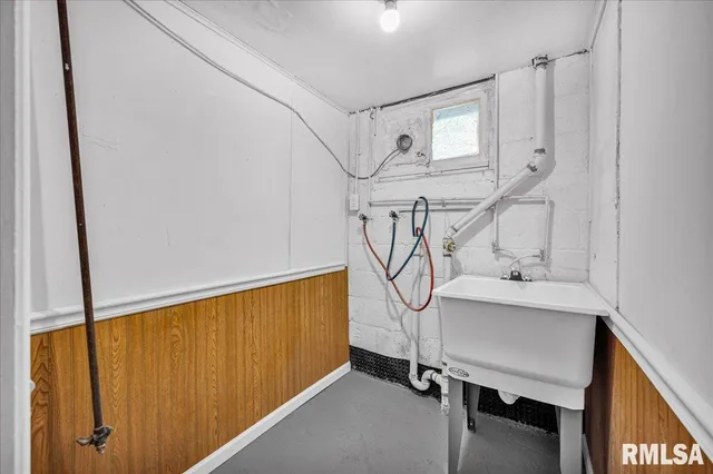 $94,900 | 1328 North Stever Avenue, West Peoria, IL 61604