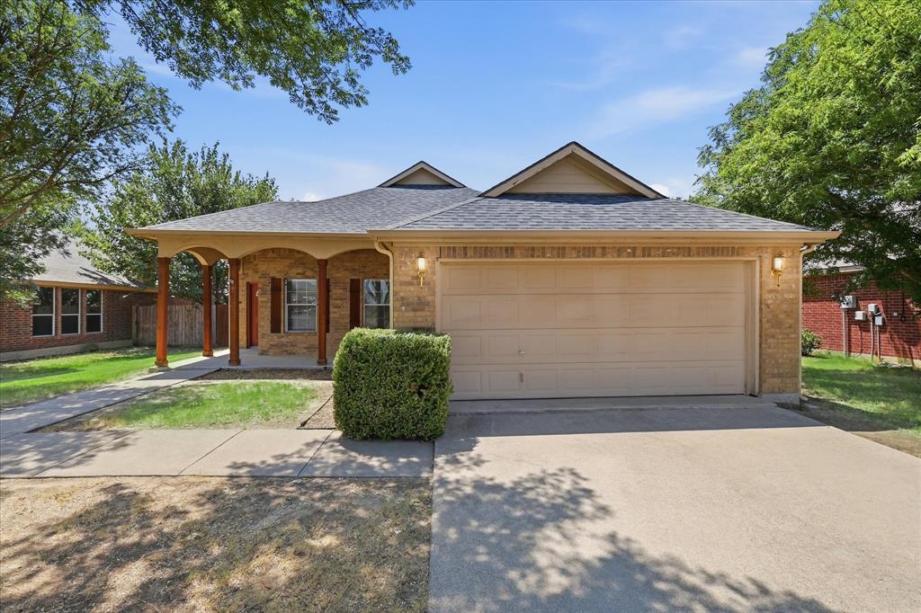 3003 Lake Ridge Drive Sanger, TX 76266 - Photo 1 of 35 Gallery Image 1