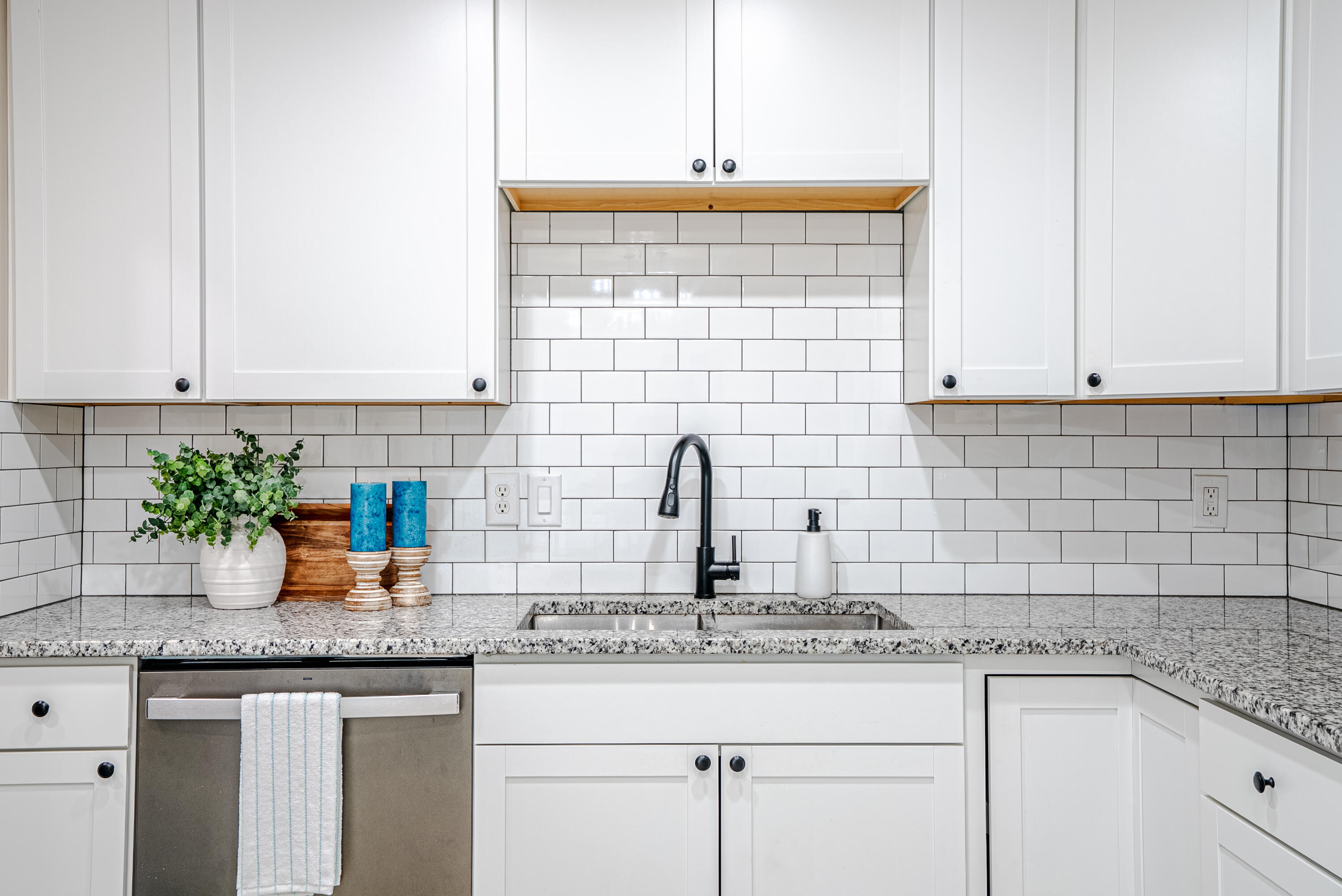 3015 Stanford Road Panama City, FL 32405 - Photo 12 of 62 Kitchen