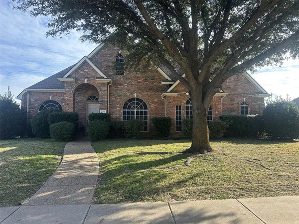 $3,195 | 740 Bonnie Court, Murphy, TX 75094