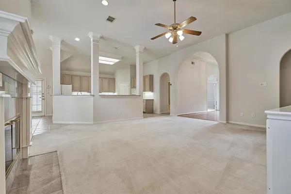 $2,600 | 3427 Lost Oak Drive, Spring, TX 77388