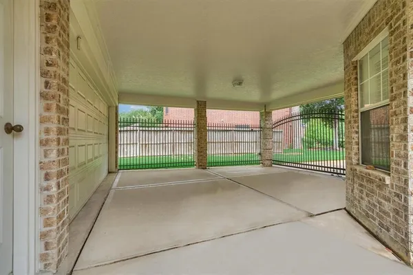 $2,600 | 3427 Lost Oak Drive, Spring, TX 77388