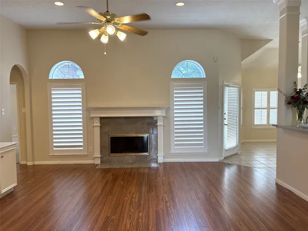 $2,600 | 3427 Lost Oak Drive, Spring, TX 77388