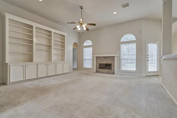 $2,600 | 3427 Lost Oak Drive, Spring, TX 77388