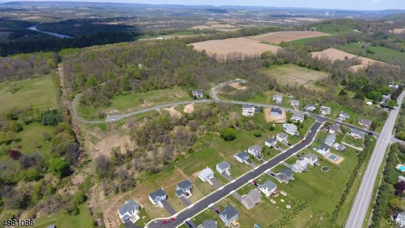 30 Mountain View Road Phillipsburg, NJ 08865 - Photo 4 of 12 an aerial view of residential houses with outdoor space