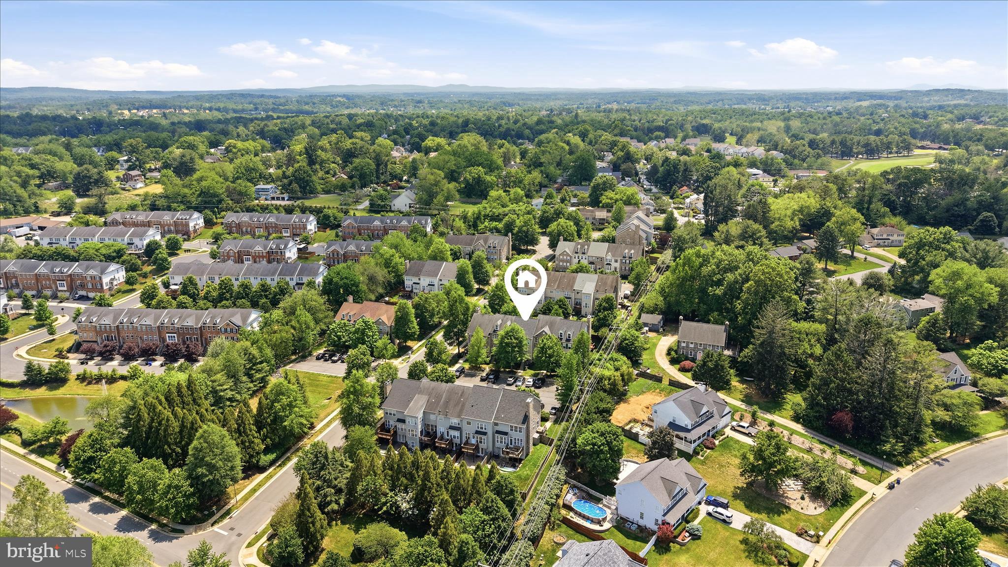 405 Leeds Ridge Court Purcellville, VA 20132 - Photo 57 of 64 Aerial