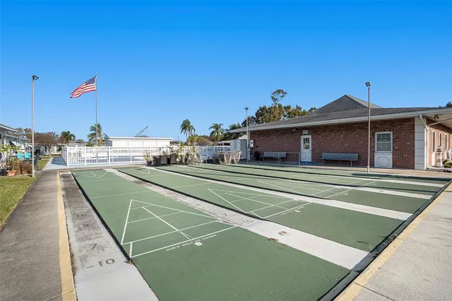 a view of a tennis court