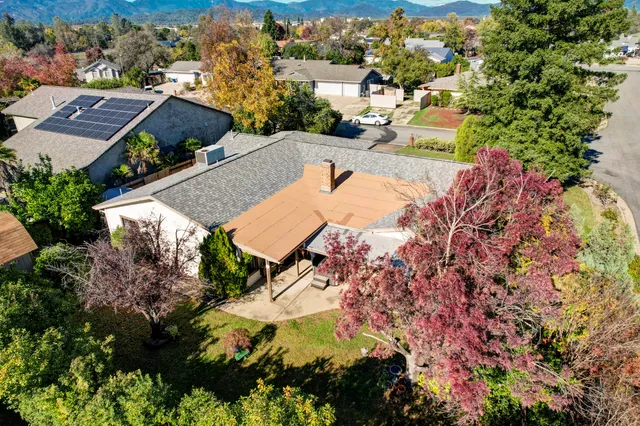 $420,000 | 5589 Trish Court, Redding, CA 96003
