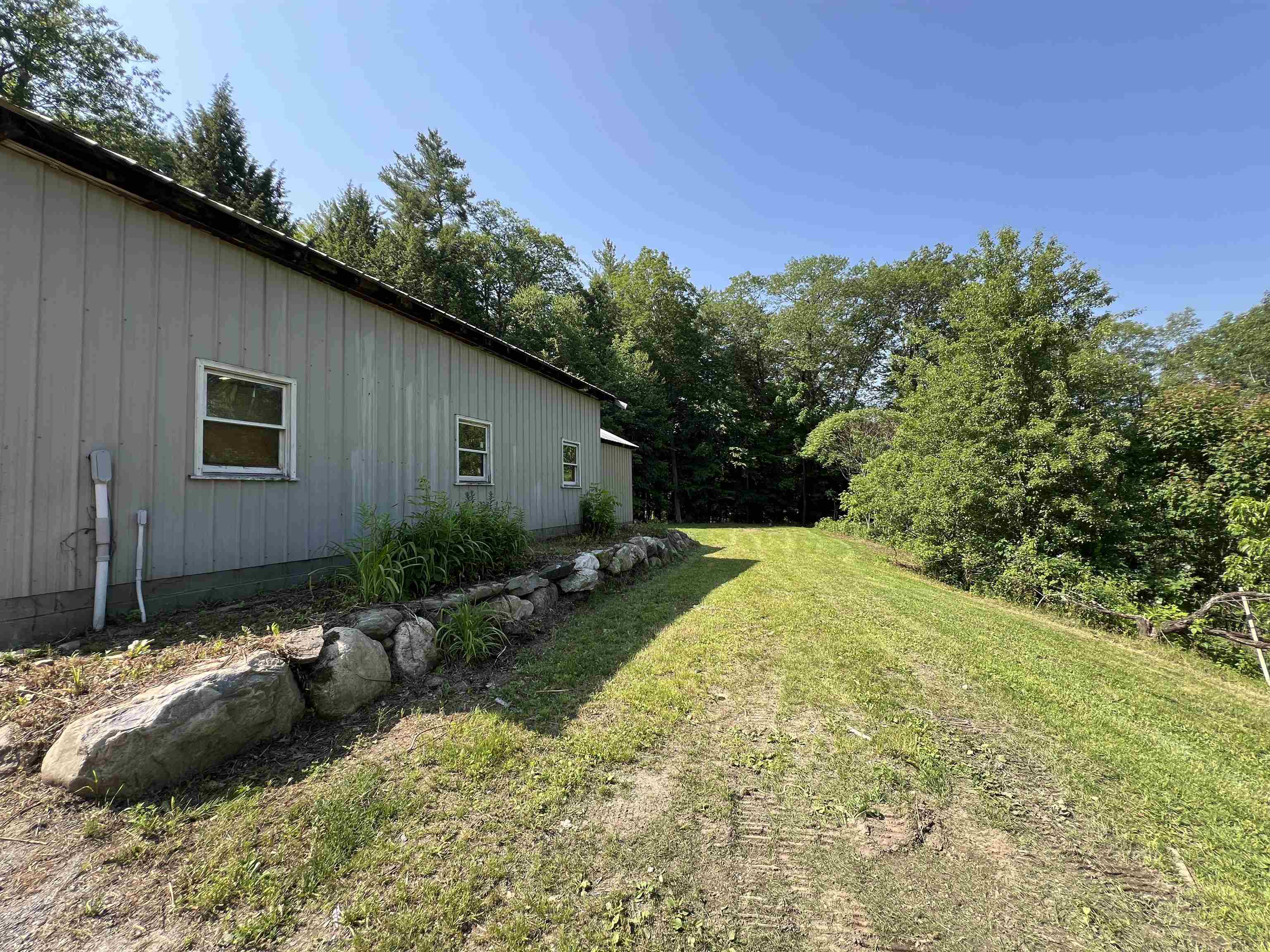 168 Howard Road Jamaica, VT 05343 - Photo 35 of 42
