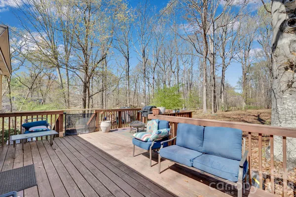 a view of a backyard of the house