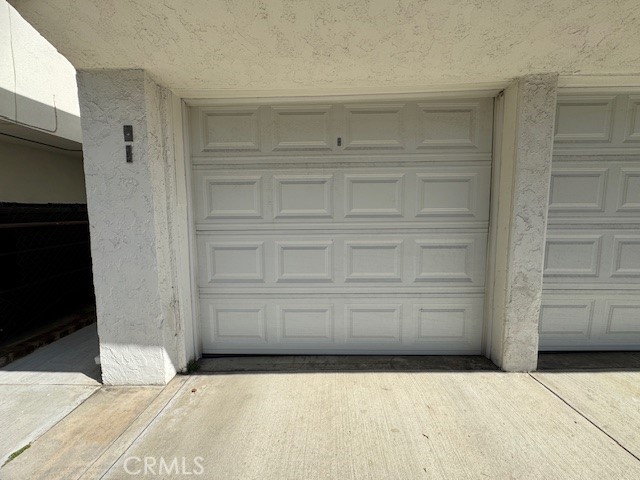 4137 1/2 Warner Boulevard Burbank, CA 91505 - Photo 14 of 14 a view of closet area