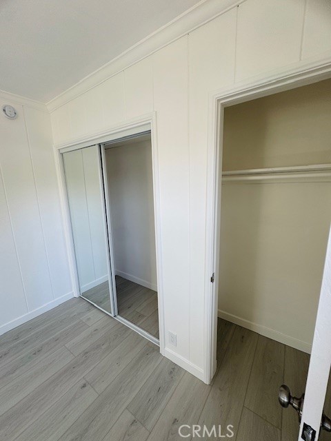 4137 1/2 Warner Boulevard Burbank, CA 91505 - Photo 8 of 14 an empty room with wooden floor