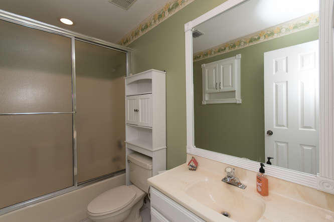 5527 2nd Road Lake Worth, FL 33467 - Photo 11 of 16 bath 2