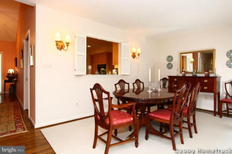 4 Brookland Ridge Road Lutherville-Timonium, MD 21093 - Photo 6 of 15 Dining Room #2