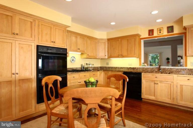 4 Brookland Ridge Road Lutherville-Timonium, MD 21093 - Photo 7 of 15 Kitchen