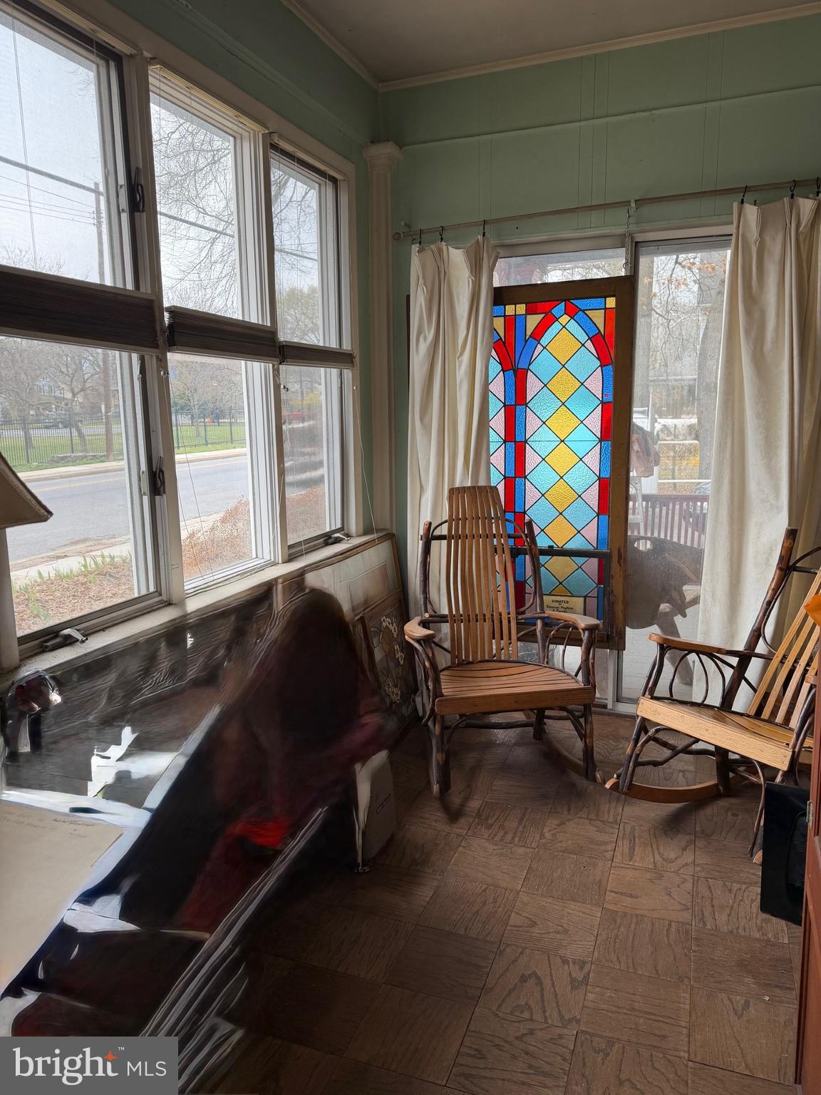 4808 Riverdale Road Riverdale, MD 20737 - Photo 13 of 45 Sun rm