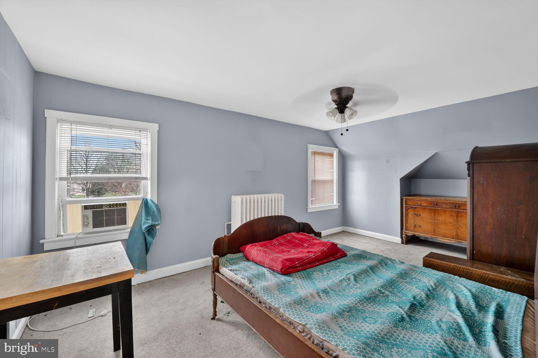 4808 Riverdale Road Riverdale, MD 20737 - Photo 16 of 45 Upper lvl BR