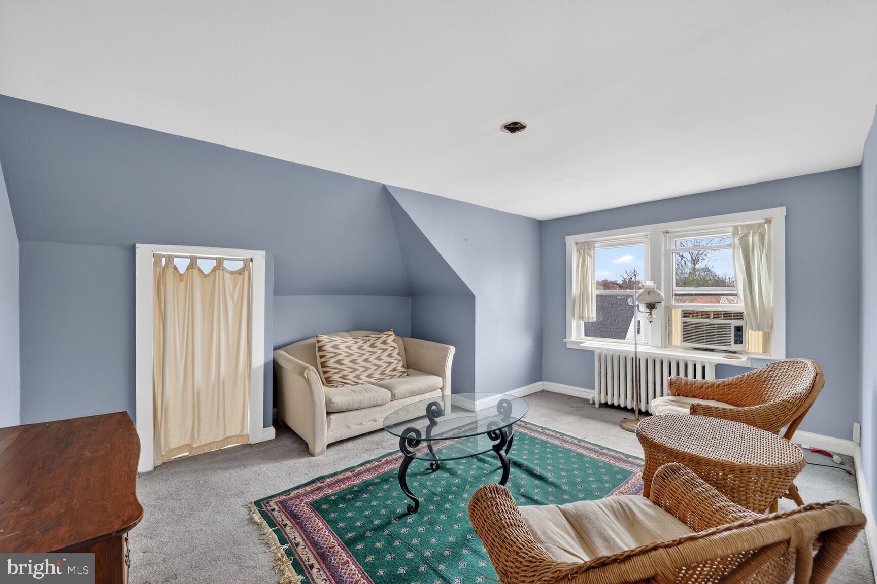 4808 Riverdale Road Riverdale, MD 20737 - Photo 17 of 45 Upper level apt