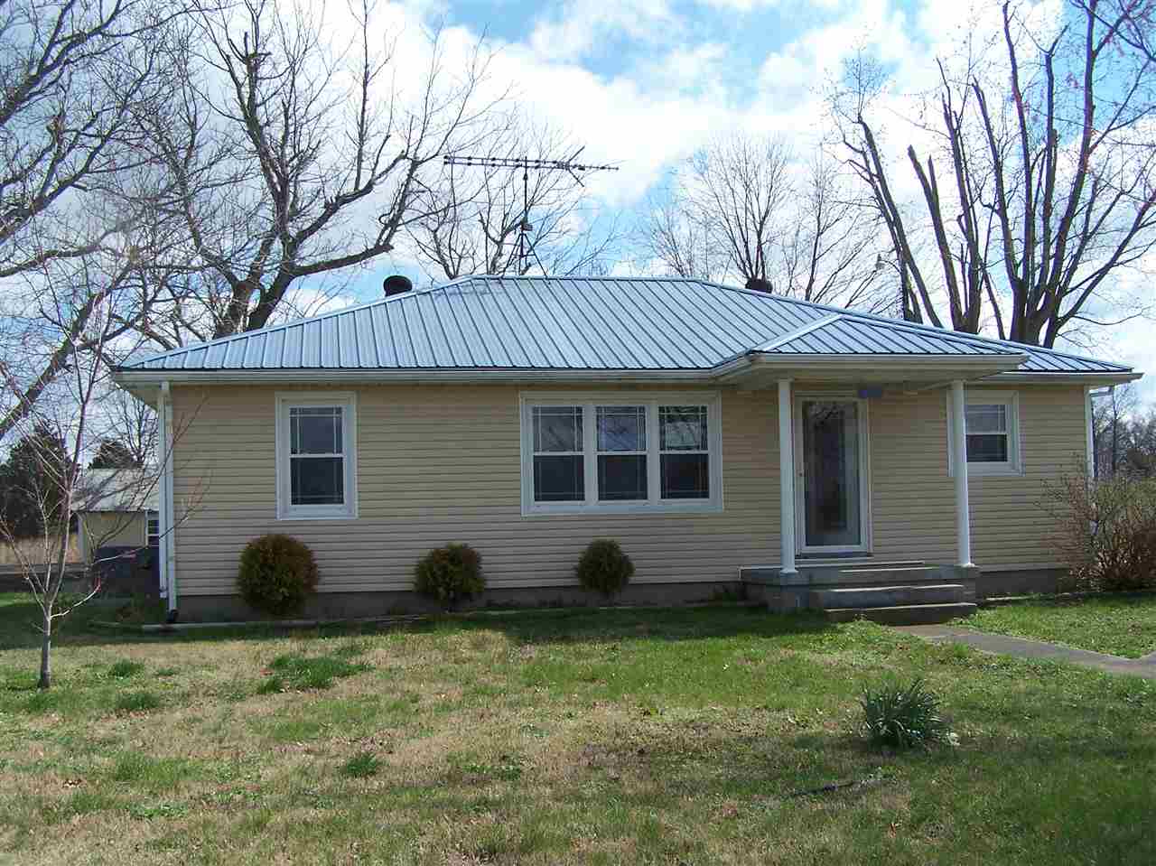2354 Neafus Road Caneyville, KY 42721 - Photo 1 of 34 Gallery Image 1