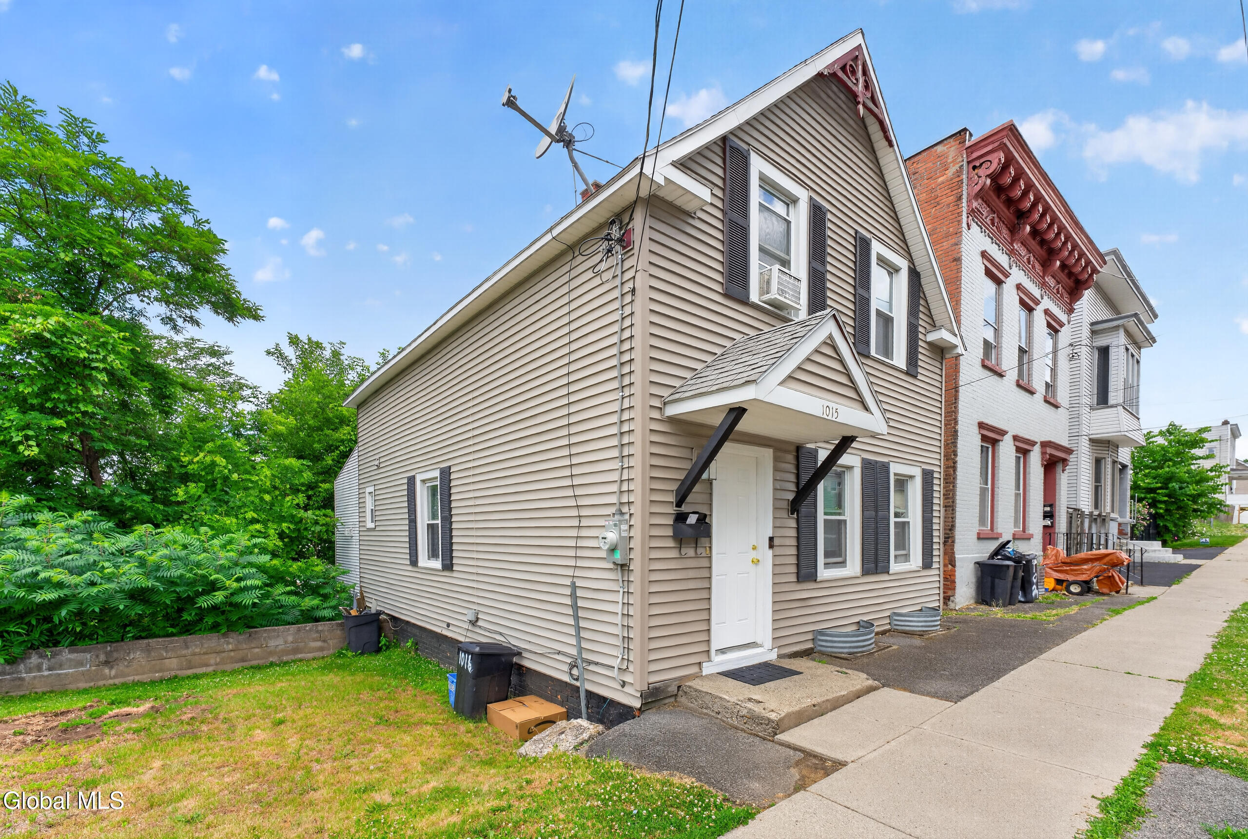 1015 1st Street Rensselaer, NY 12144 - Photo 2 of 27 0 Front 1