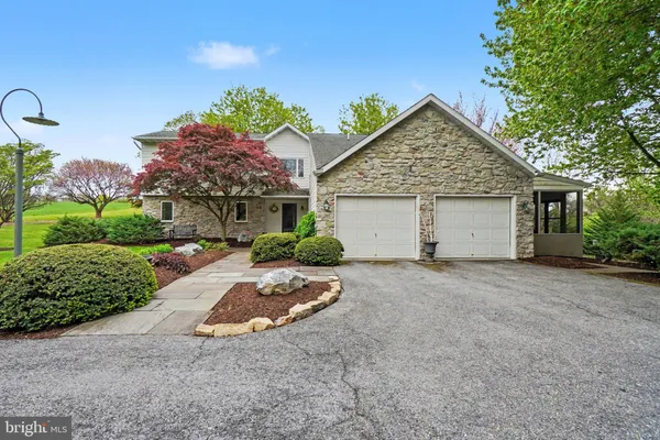 $620,000 | 212 Sheep Hill Road, Schaefferstown, PA 17073