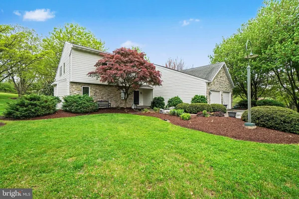 $620,000 | 212 Sheep Hill Road, Schaefferstown, PA 17073