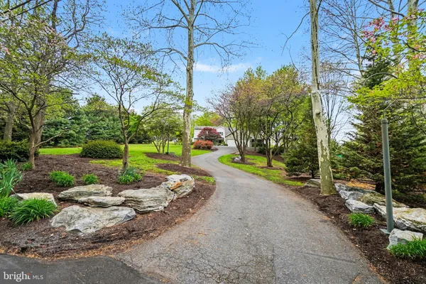 $620,000 | 212 Sheep Hill Road, Schaefferstown, PA 17073