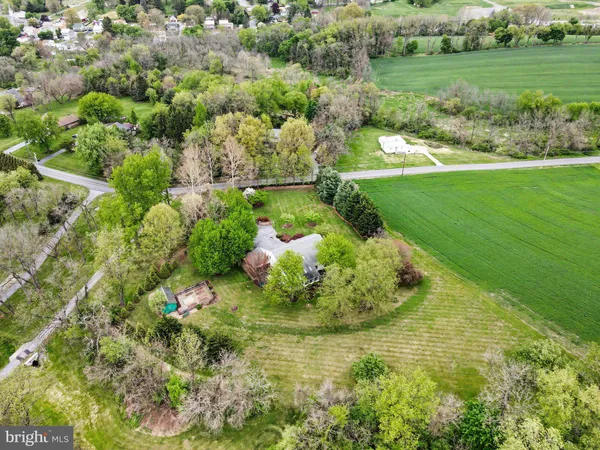 $620,000 | 212 Sheep Hill Road, Schaefferstown, PA 17073