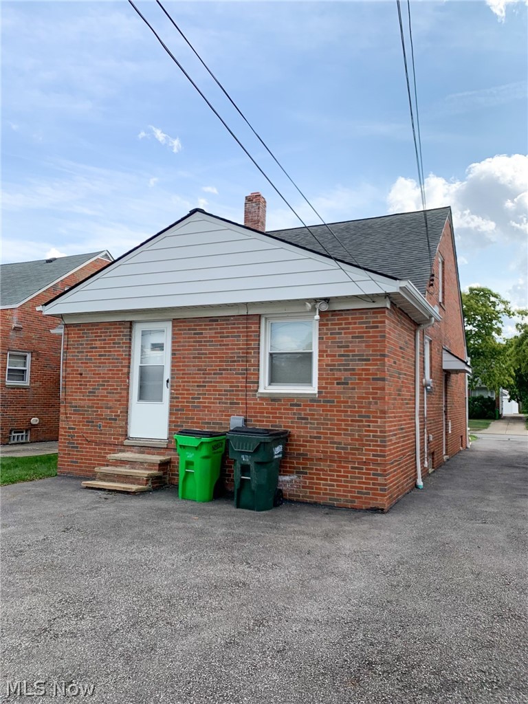 4189 Stonehaven Road Cleveland, OH 44121 - Photo 14 of 14