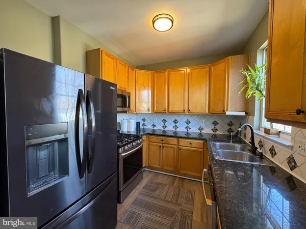 $3,699 | 21737 Tottenham Hale Court, Sterling, VA 20166
