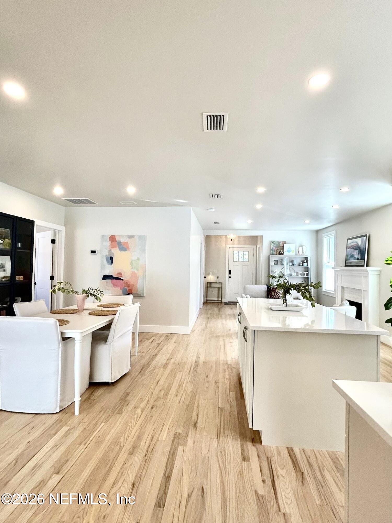 1011 Inwood Terrace Jacksonville, FL 32207 - Photo 7 of 56 IMG_7164