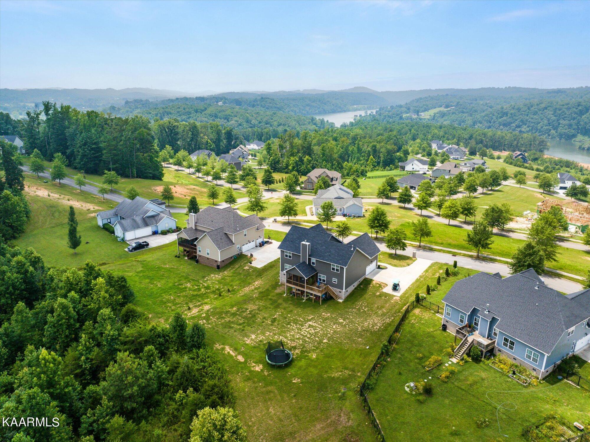 106 Sweetberry Street Oak Ridge, TN 37830 - Photo 36 of 43 36-106-Sweetberry-St-Oak-Ridge-TN-36