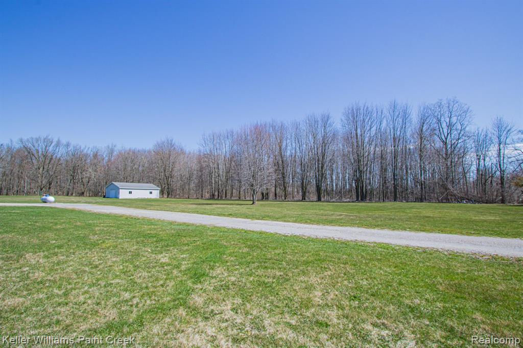 21795 McPhall Road Armada, MI 48005 - Photo 34 of 44