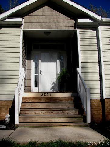 2862 Roundabout Road Louisa, VA 23093 - Photo 4 of 24 a view of entryway with a front door