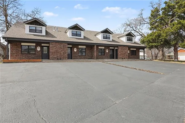$225,000 | 106 D Smith Street, Smithville, MO 64089