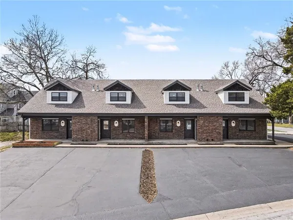 $225,000 | 106 D Smith Street, Smithville, MO 64089