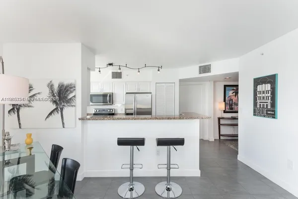 $5,000 | 90 Alton Road, Unit 1502, Miami Beach, FL 33139