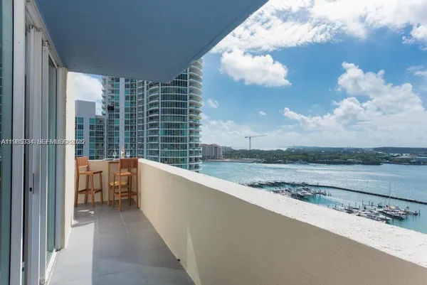 $5,000 | 90 Alton Road, Unit 1502, Miami Beach, FL 33139