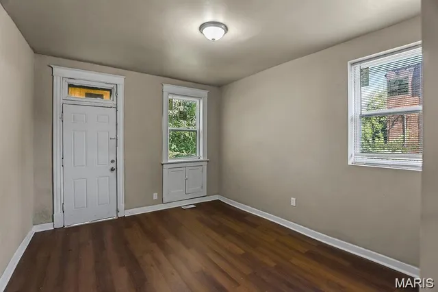 $199,900 | 3125 Clay Avenue, St. Louis, MO 63115