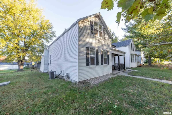 $77,000 | 509 Harrison Street, Quincy, IL 62301