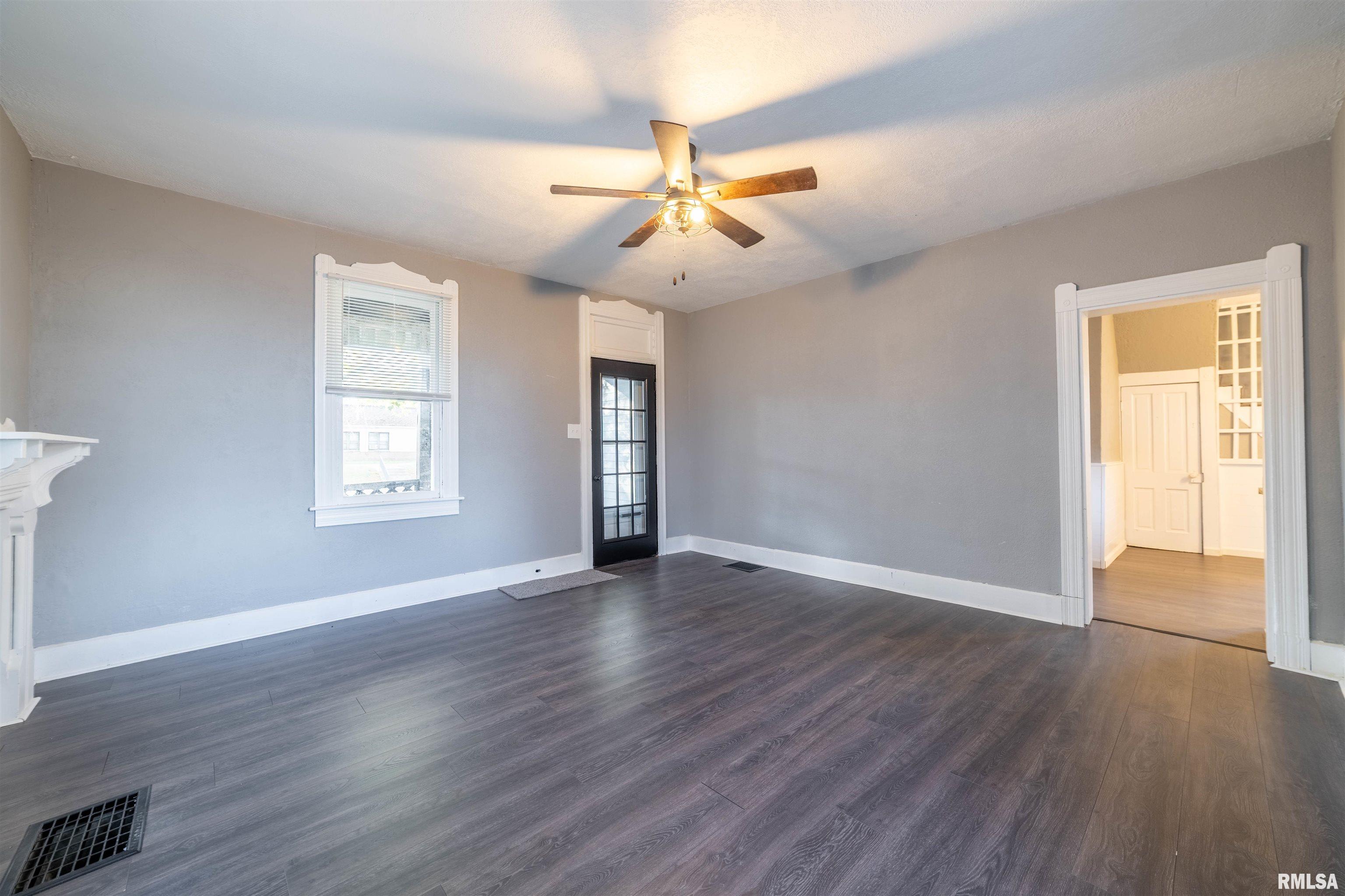 509 Harrison Street Quincy, IL 62301 - Photo 8 of 31