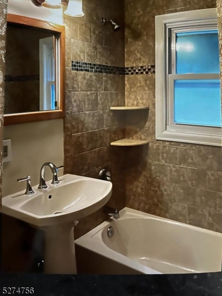 318 Palmer Road Denville, NJ 07834 - Photo 11 of 15