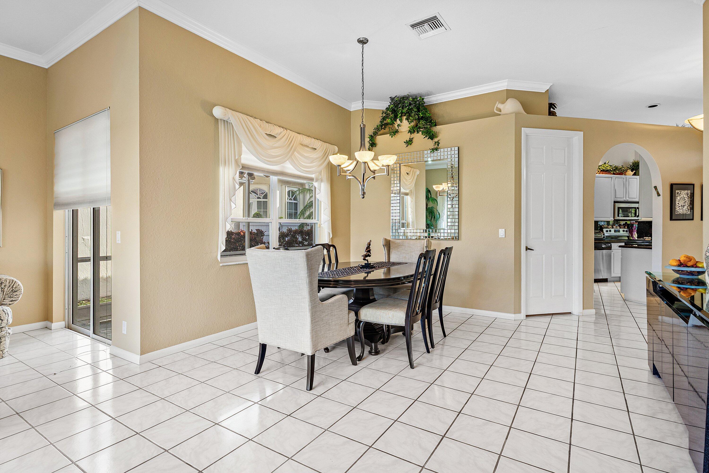 6389 Brava Way Boca Raton, FL 33433 - Photo 14 of 44 016-6389BravaWay-BocaRaton-FL-33433-SMAL