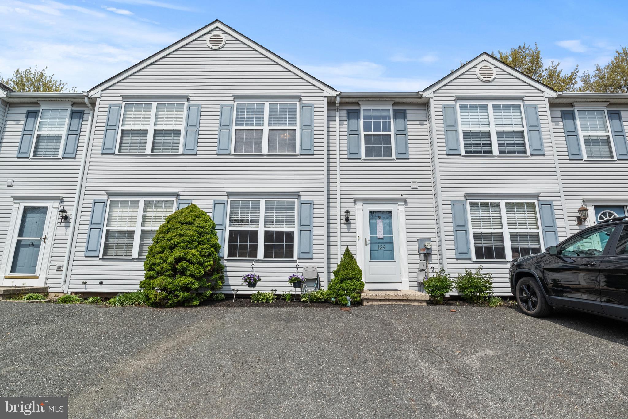 129 Catherine Street, Unit 3 Telford, PA 18969 - Photo 1 of 34 a front view of a house with a yard