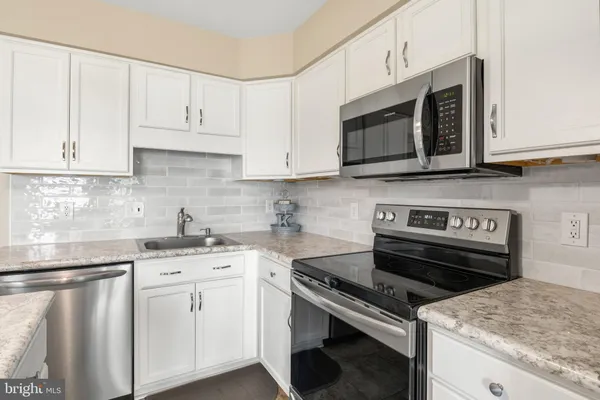 $349,000 | 129 Catherine Street, Unit 3, Telford, PA 18969