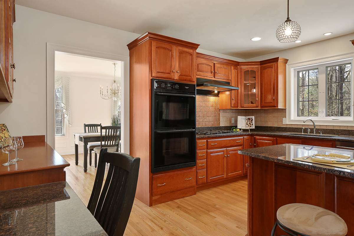 12 Appleton Road Windham, NH 03087 - Photo 11 of 40