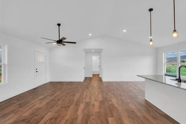 $289,900 | 166 Plum Creek Road, Sparta, TN 38583