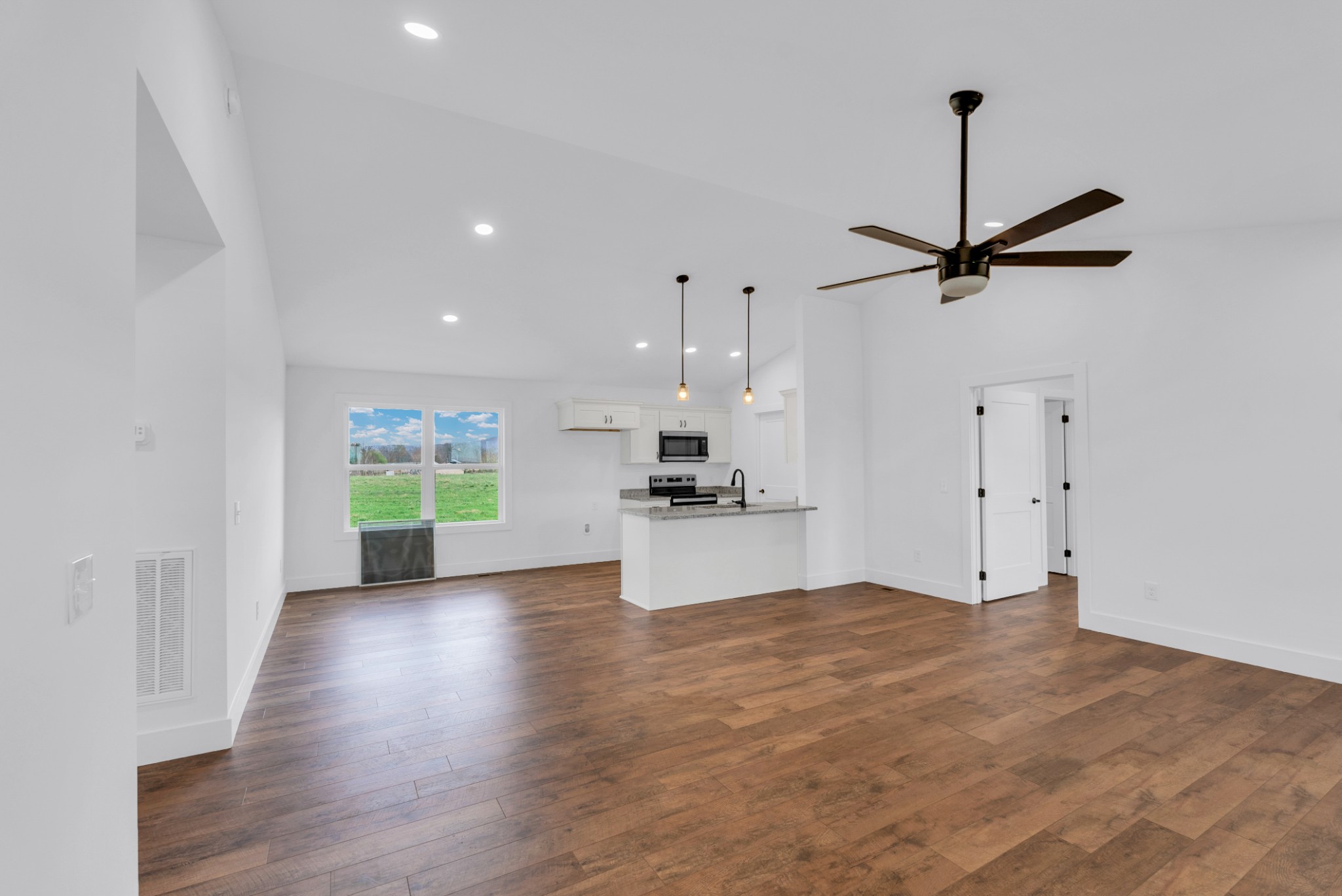 166 Plum Creek Road Sparta, TN 38583 - Photo 12 of 27