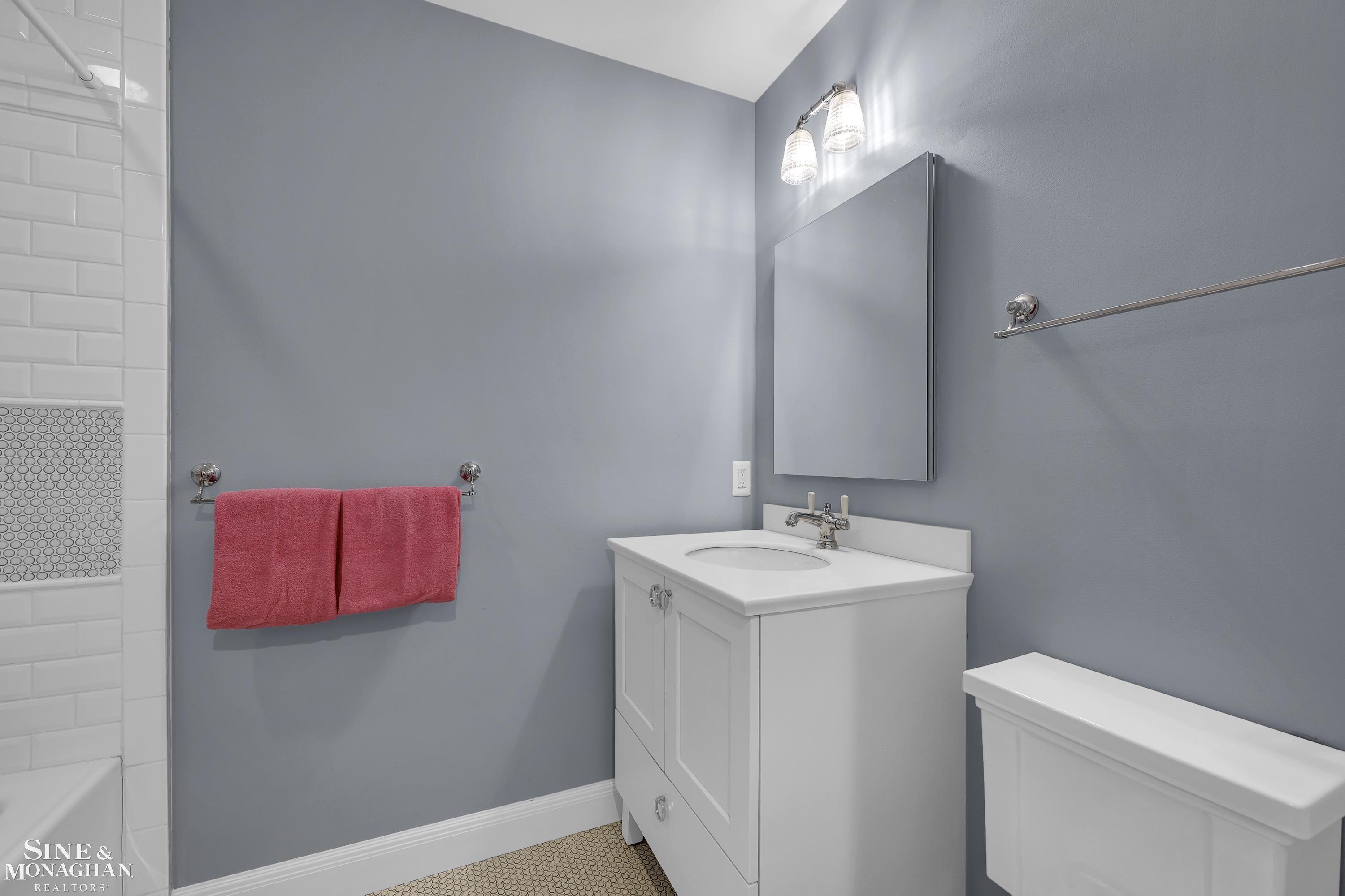 276 Cloverly Road Grosse Pointe Farms, MI 48236 - Photo 49 of 75