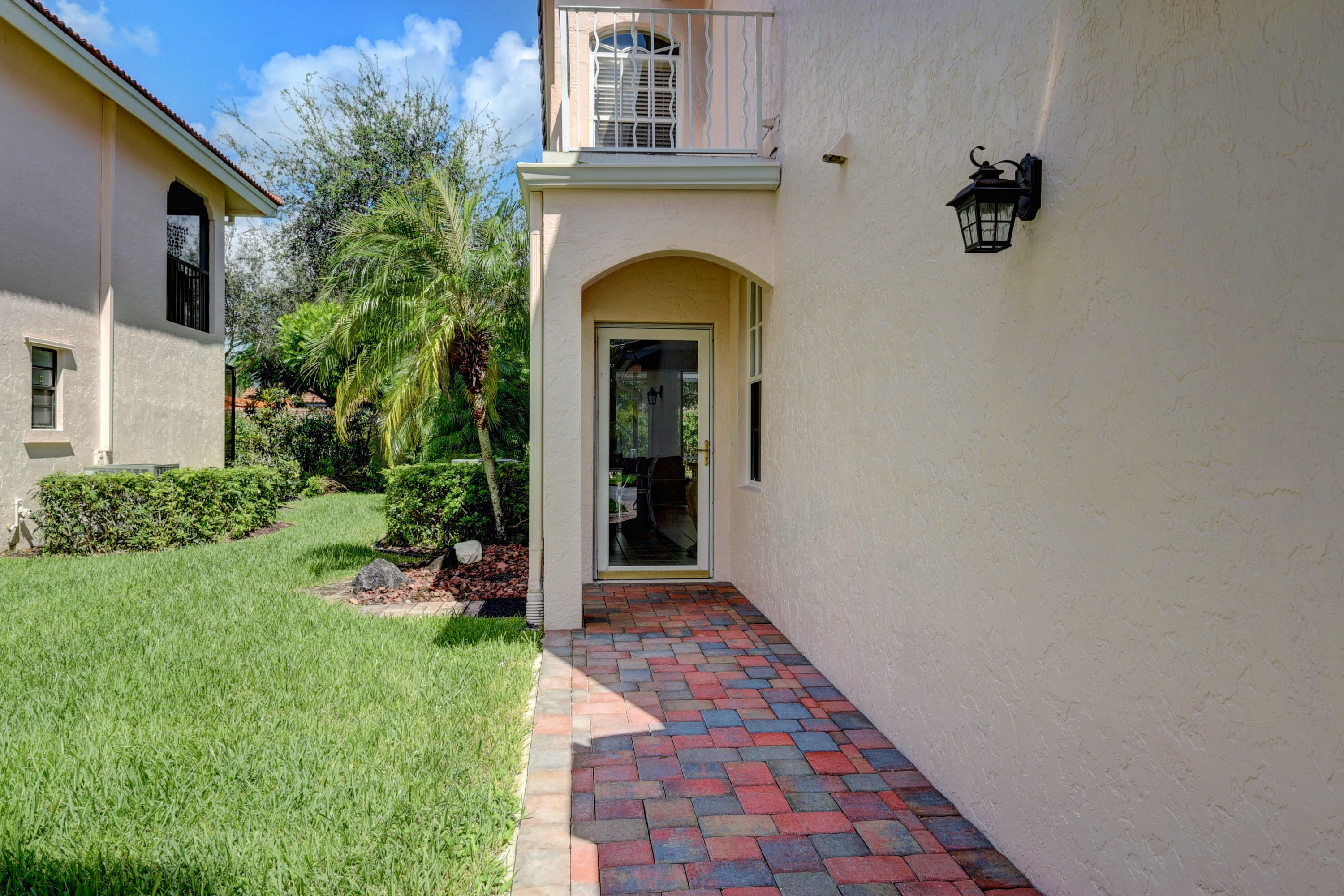 8653 Vía Reale, Unit 3 Boca Raton, FL 33496 - Photo 3 of 44 Virtuals1 (3)